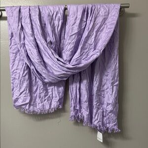 NWT Liz Claiborne Lavender Scarf